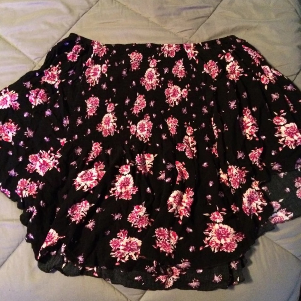 Cute bat sleeve flower top